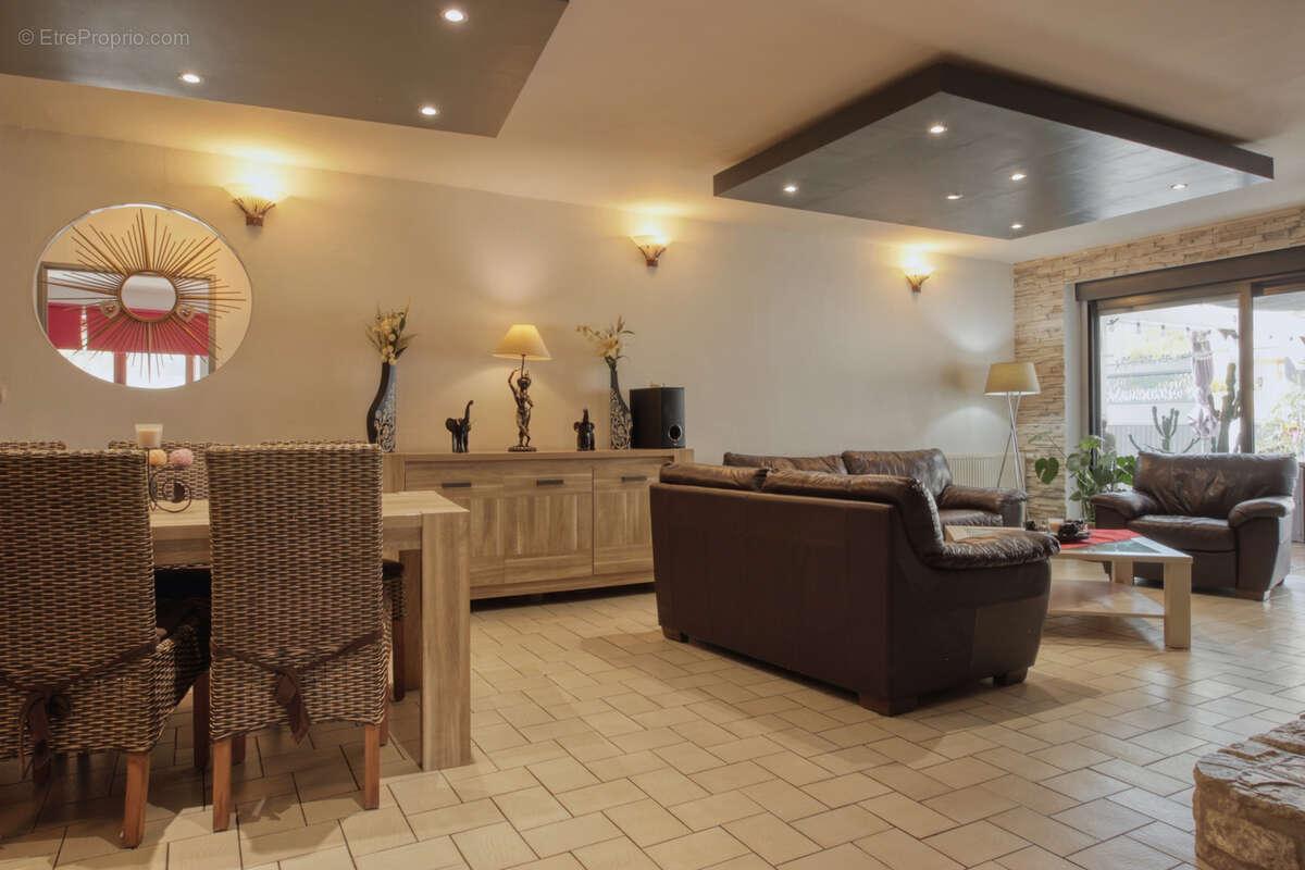 Appartement 150m2 + piscine + 2 terrasses   Marieulles - photo 5