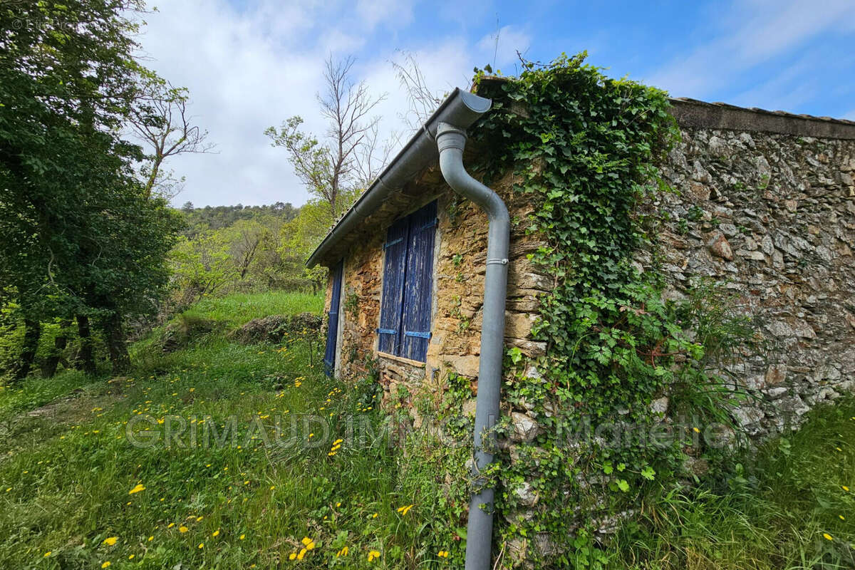Maison à LA GARDE-FREINET