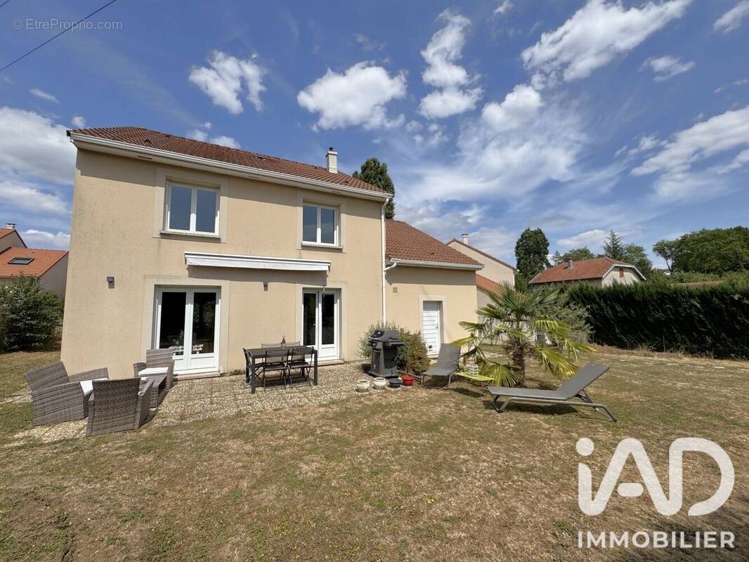 Photo 1 - Maison à ROZERIEULLES