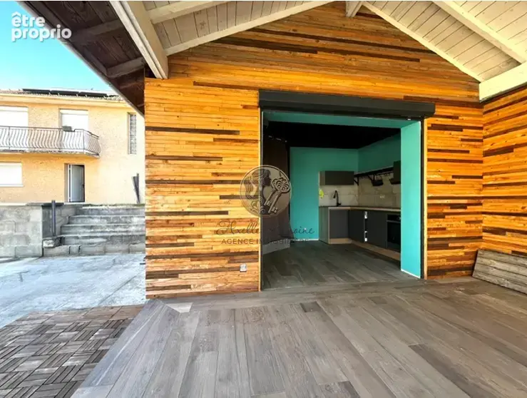 Lentilly   maison à fort potentiel à rénover   140,55 m2 habitables   terrain de 1 200 m2   piscine - photo 24