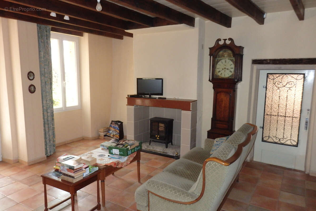 Maison à SAINTE-BAZEILLE