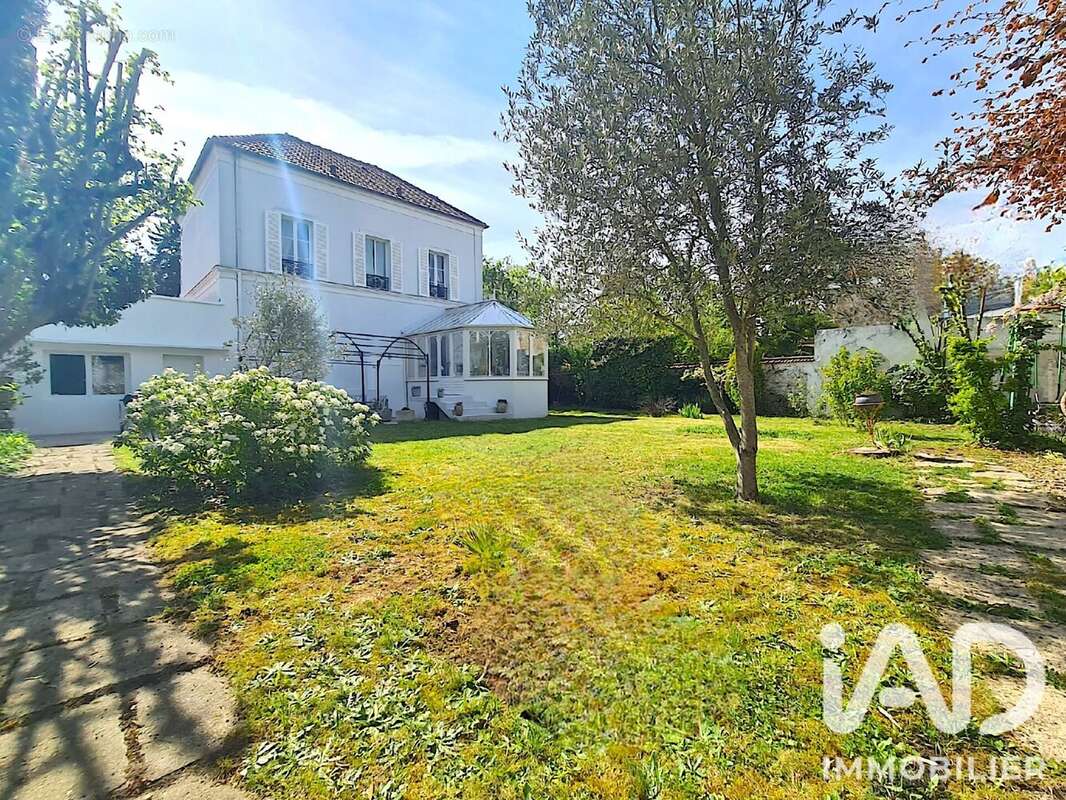 Photo 2 - Maison à LE RAINCY
