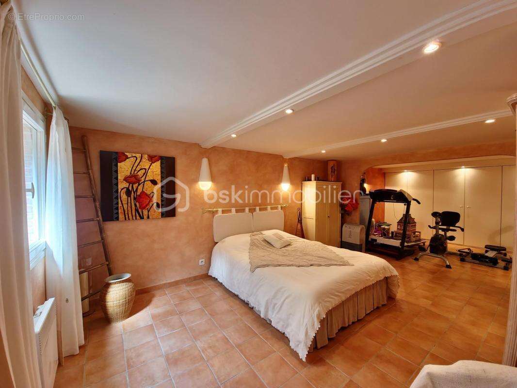 Maison familiale de charme – 153 m² habitables – 170 m² utiles – quartier recherché de la haie bertrand - photo 15