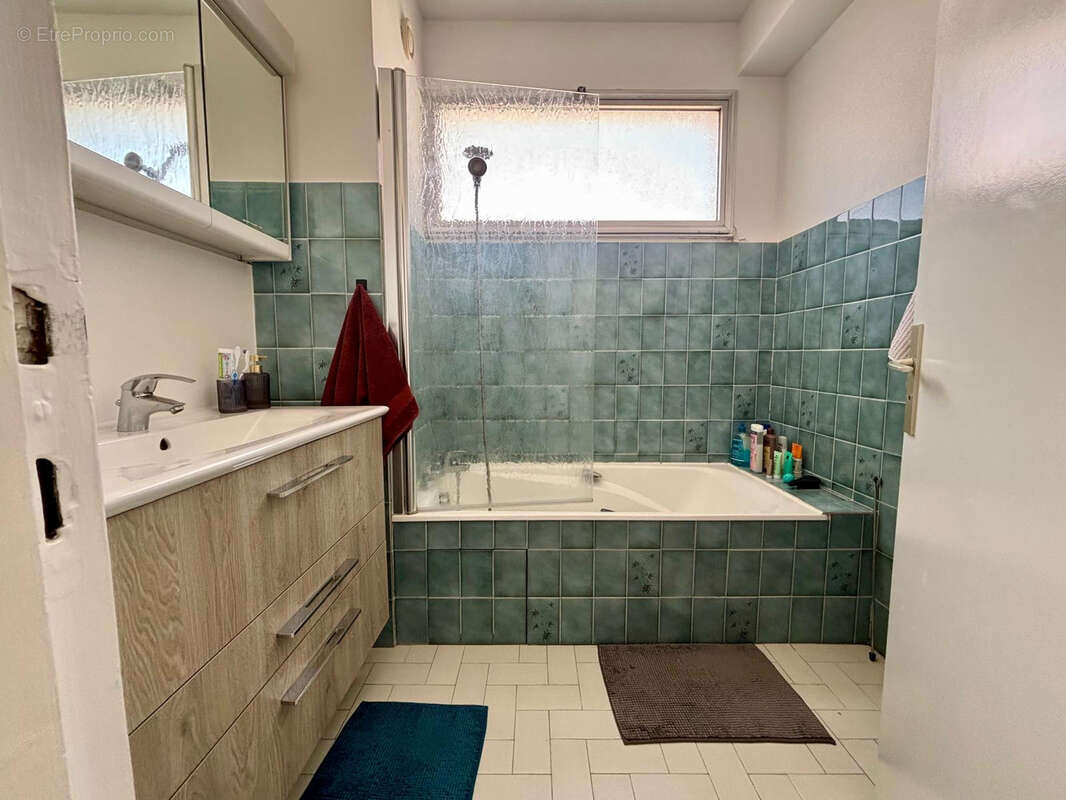 Appartement à LYON-6E