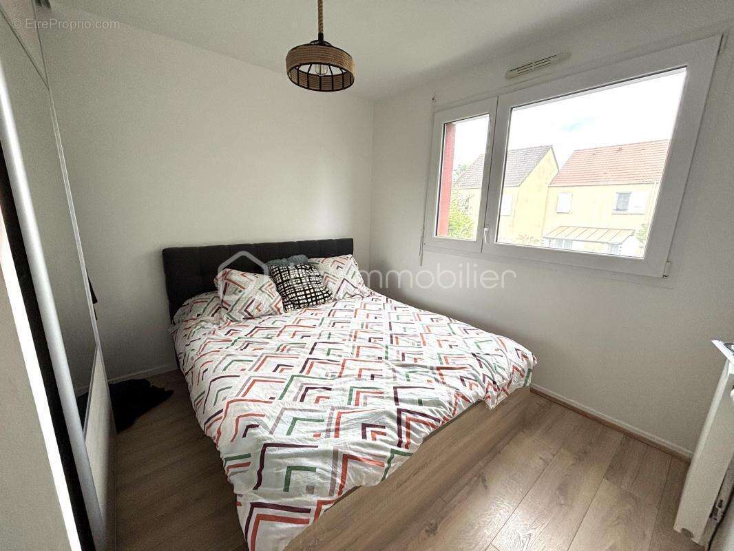 Maison à FLEURY-MEROGIS