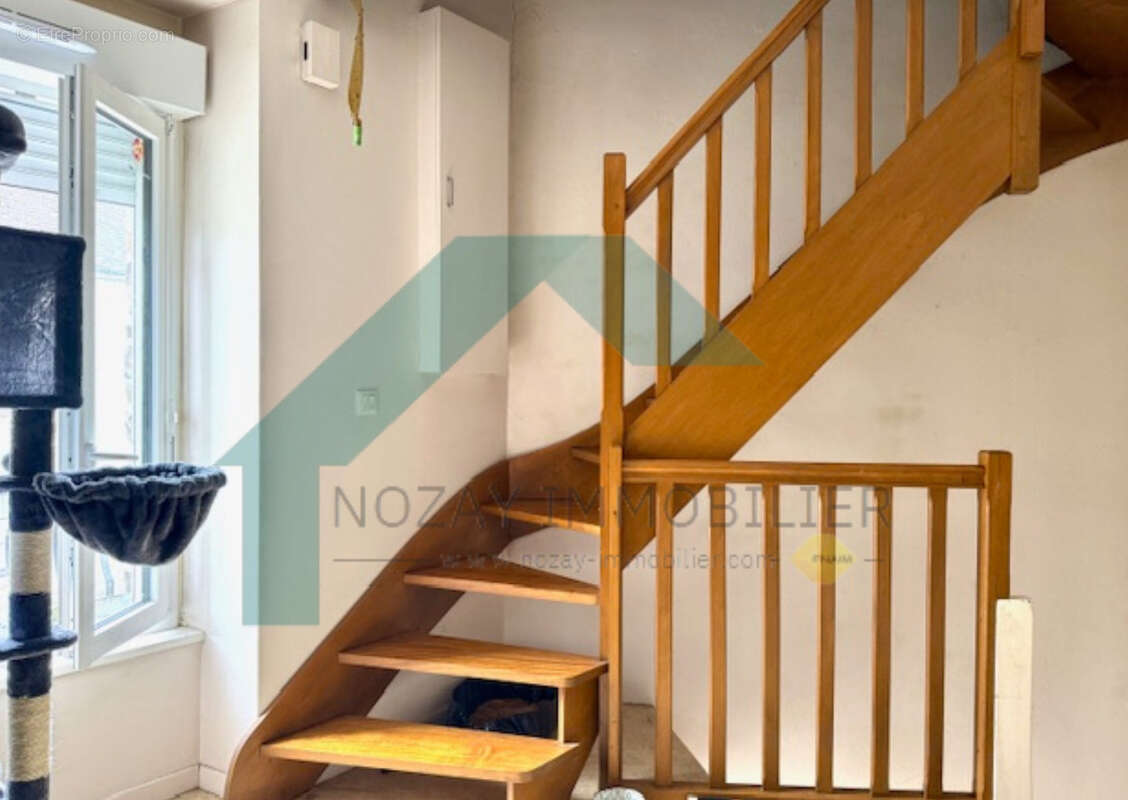 Appartement à NOZAY