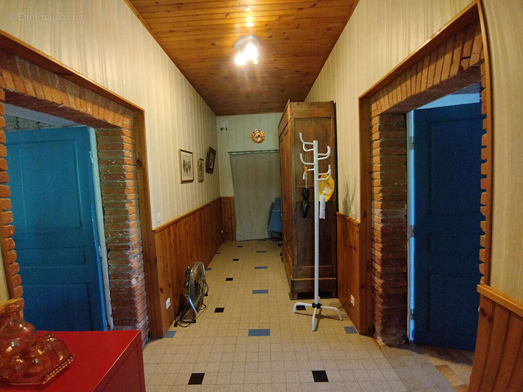 Ancienne ferme et ses dépendances avec 16ha - photo 15