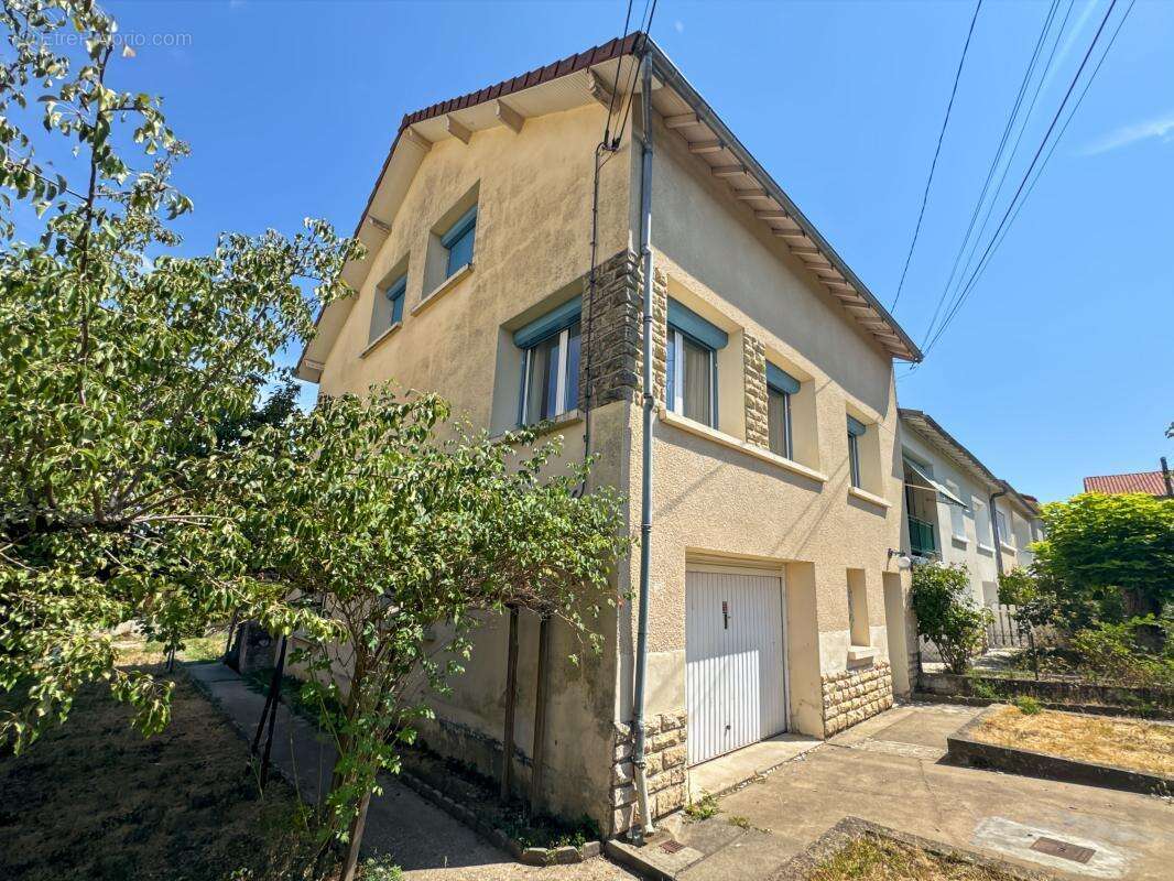 Périgueux St Georges - Charmante maison familiale avec jardin et garage - photo 17