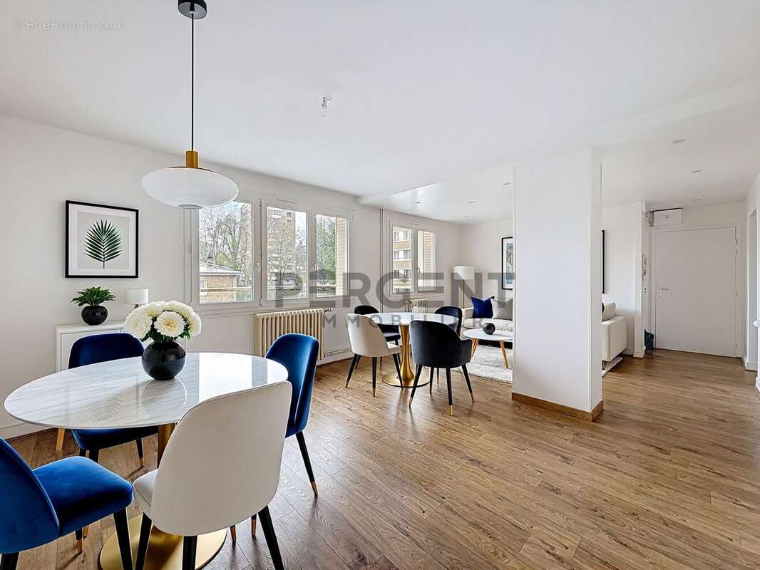 Appartement à CHARLEVILLE-MEZIERES