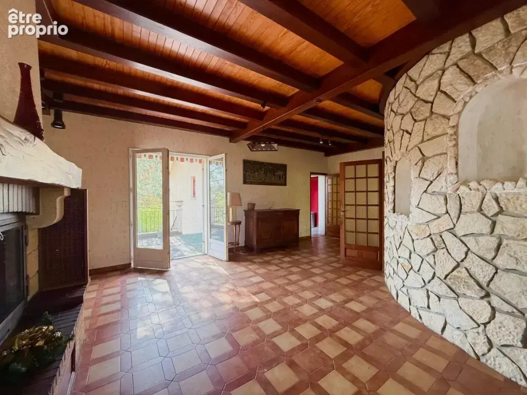 T2 Appartement de 47m² à rénover  - Parempuyre - photo 3