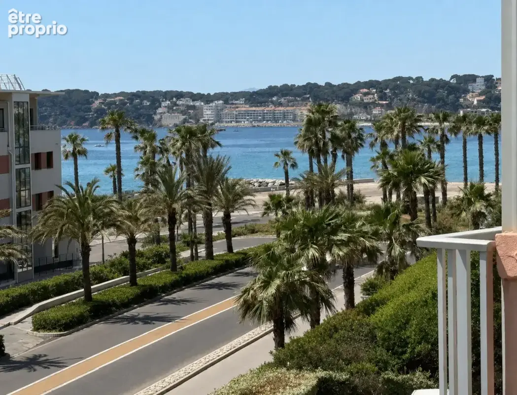 Appartement à SIX-FOURS-LES-PLAGES