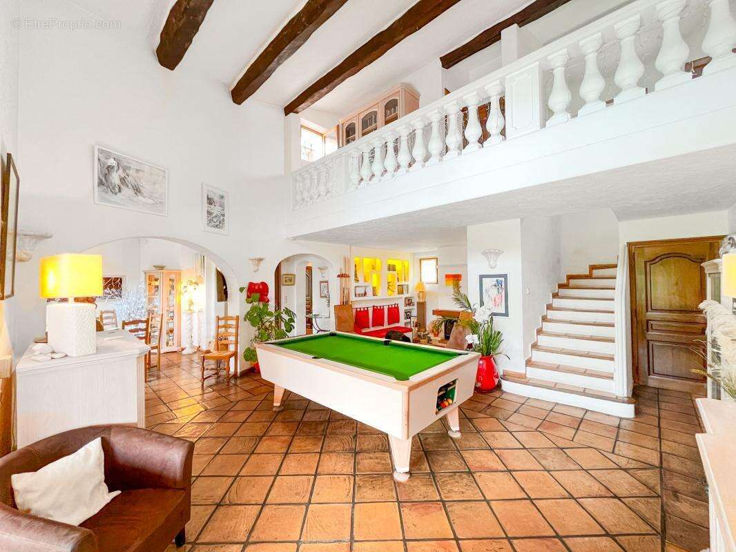 Maison à LA COLLE-SUR-LOUP