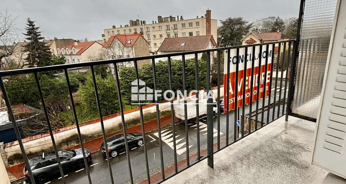 Appartement à SAINT-MAUR-DES-FOSSES