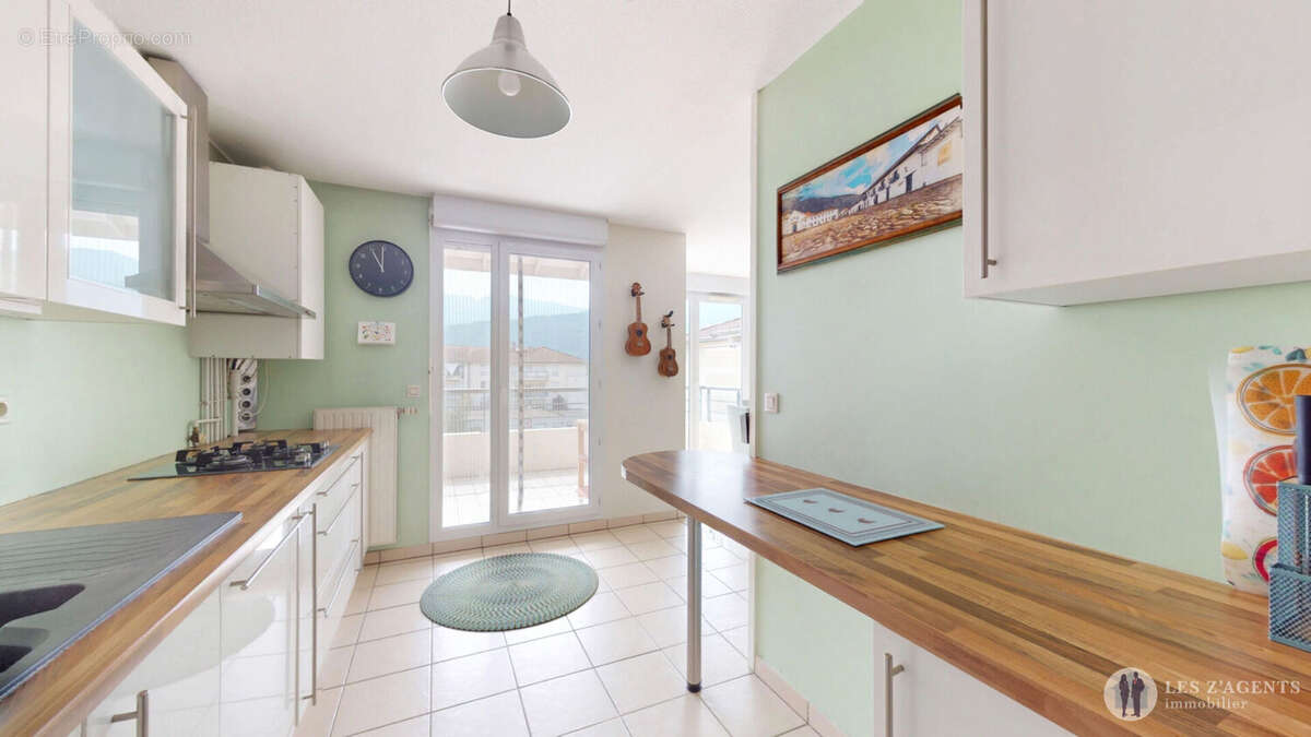 Appartement Saint Martin D Heres T4 de 80m2 avec terrase + garage - photo 5