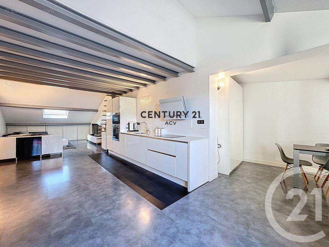 Appartement à MAISONS-ALFORT