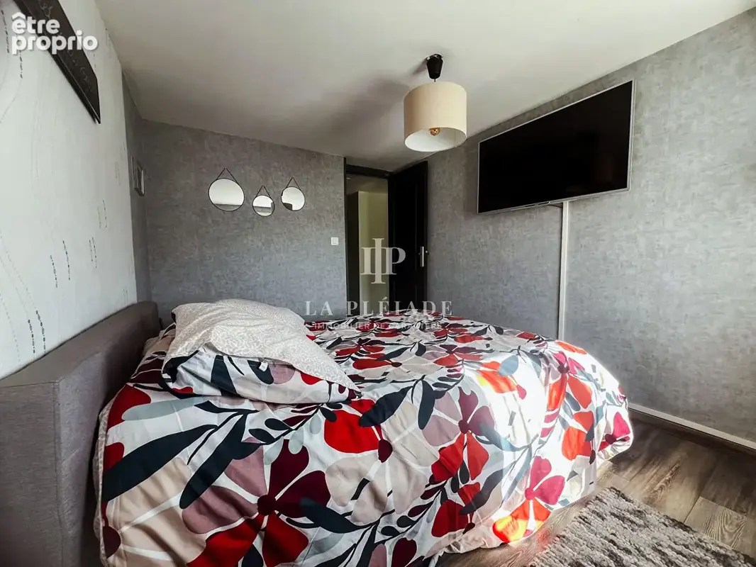 Maison familiale avec chambre de plain-pied, à proximité du tram et de la gare - photo 11