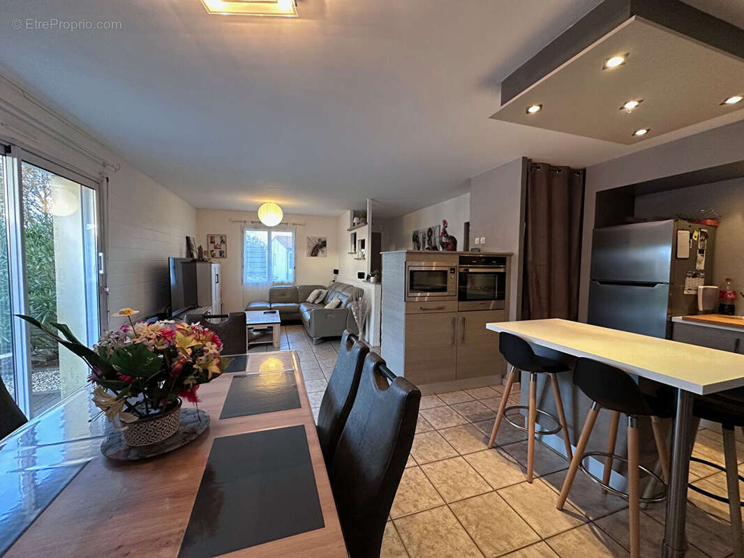 Maison à LA CHAPELLE-ACHARD