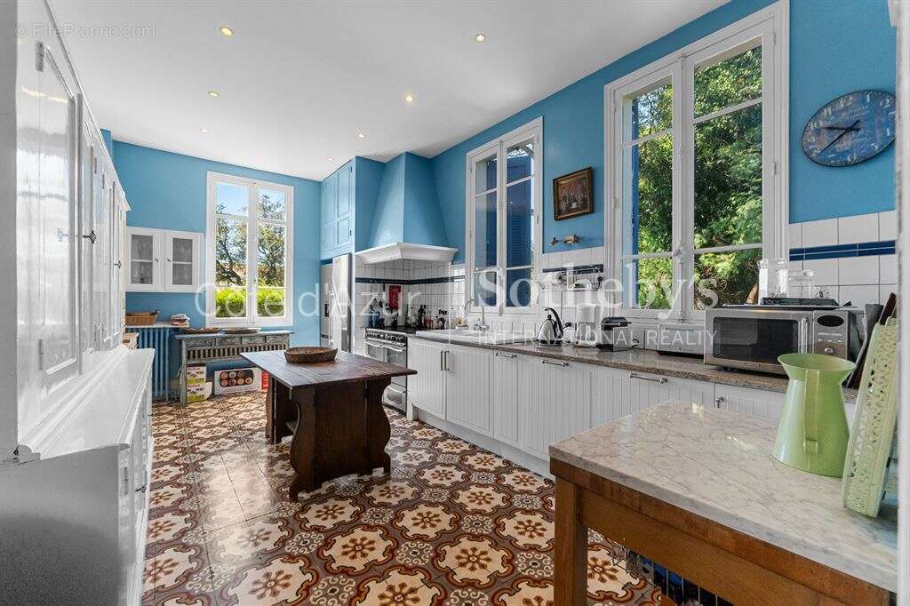 Maison à MANDELIEU-LA-NAPOULE