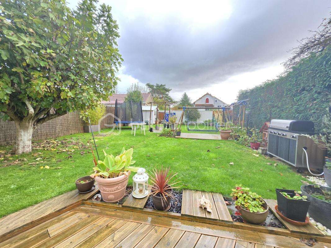 Maison à PONTAULT-COMBAULT