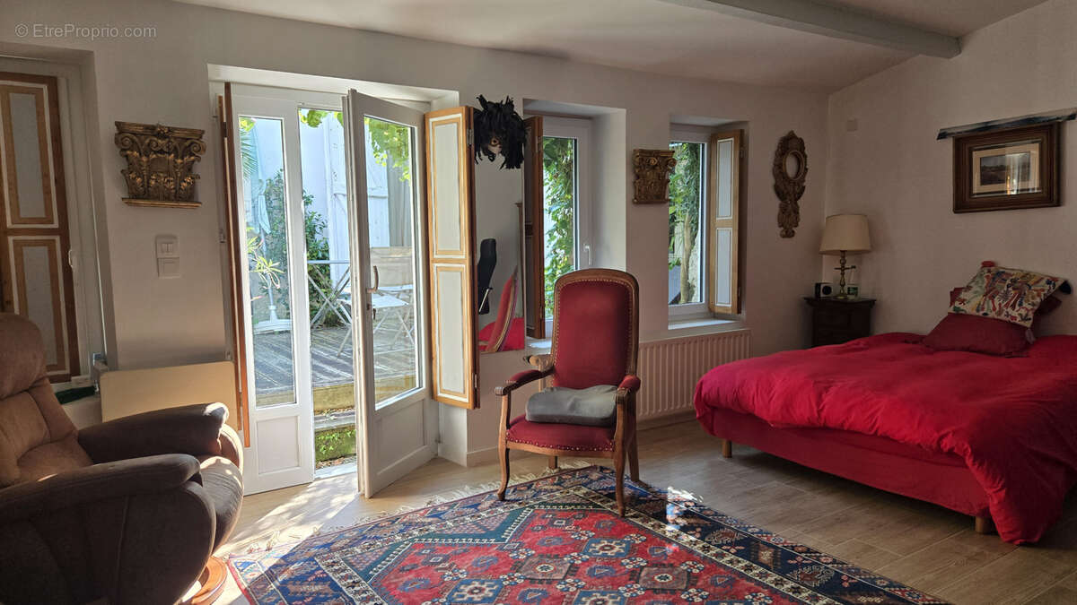 Maison à CHAMPTOCEAUX