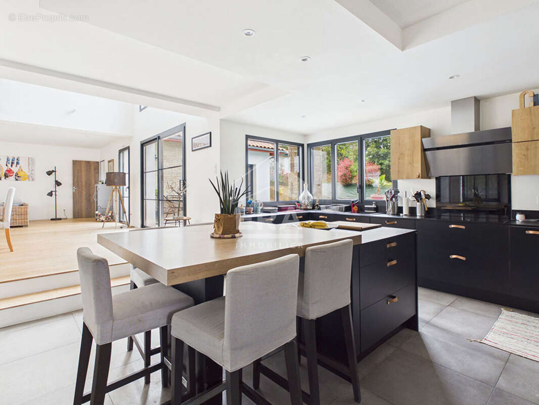 Vente - Maison Contemporaine avec piscine Arcangues - l'épure et la lumière - photo 2
