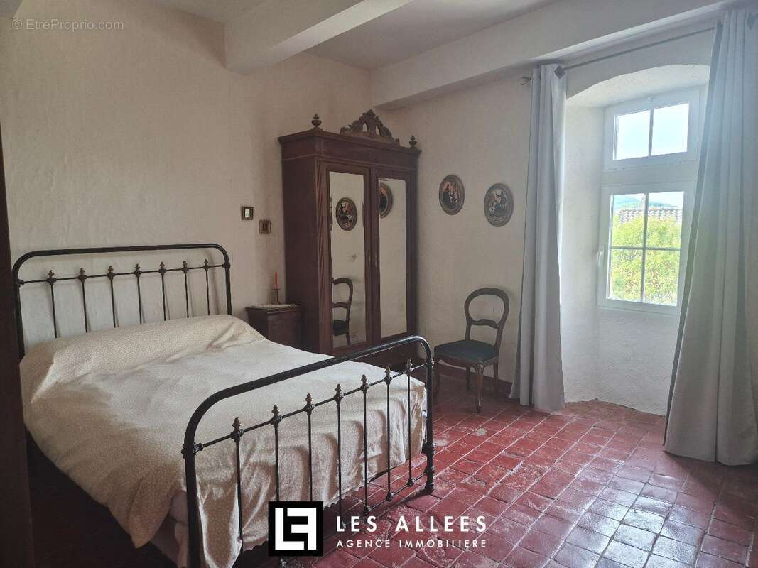 Maison 100 m² à Manas  - photo 8