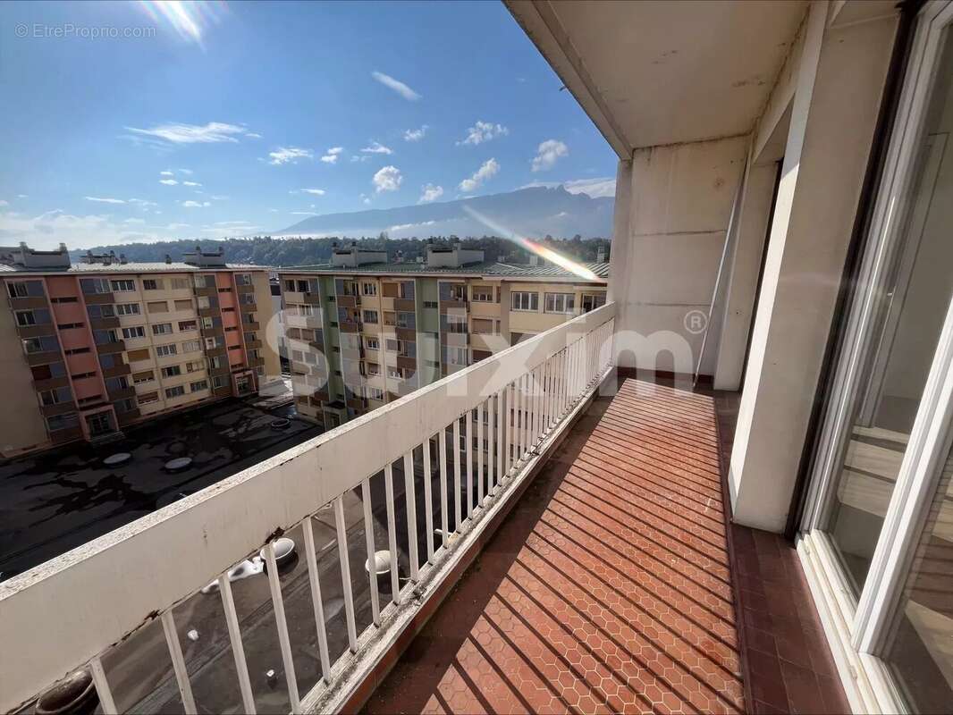 Appartement à AIX-LES-BAINS