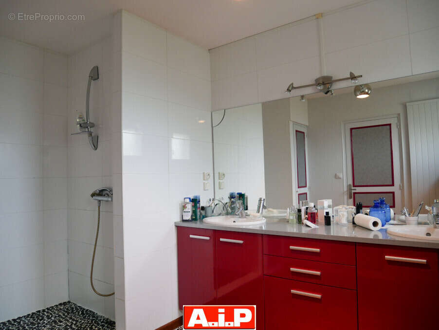 Maison à MONCOUTANT