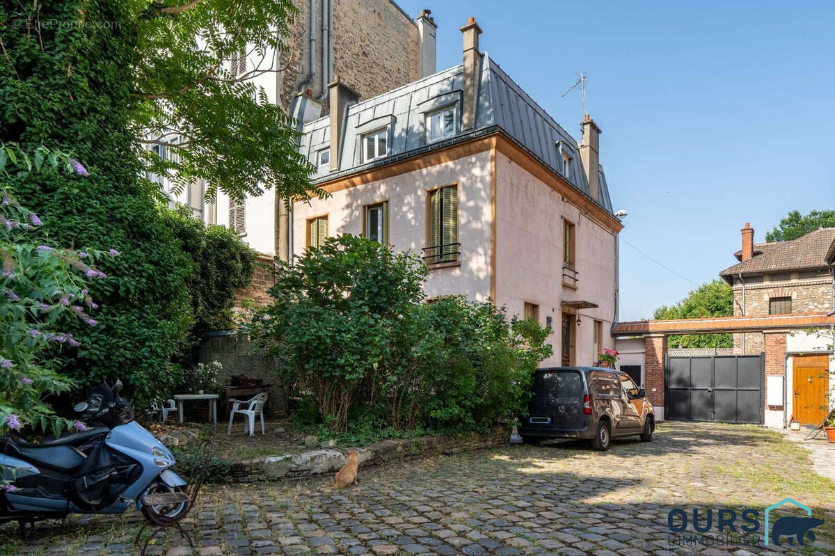 Appartement à SAINT-DENIS