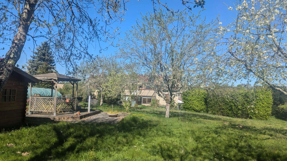Maison à SAINT-AGNAN-SUR-ERRE