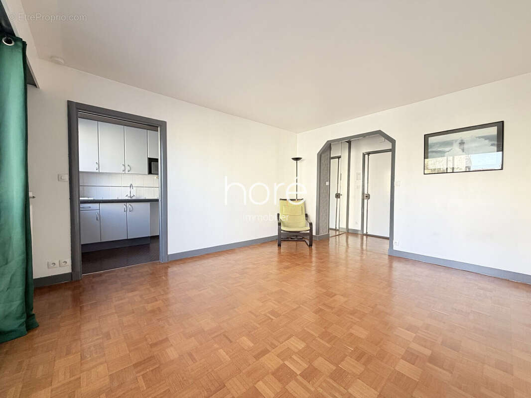 Appartement à ASNIERES-SUR-SEINE