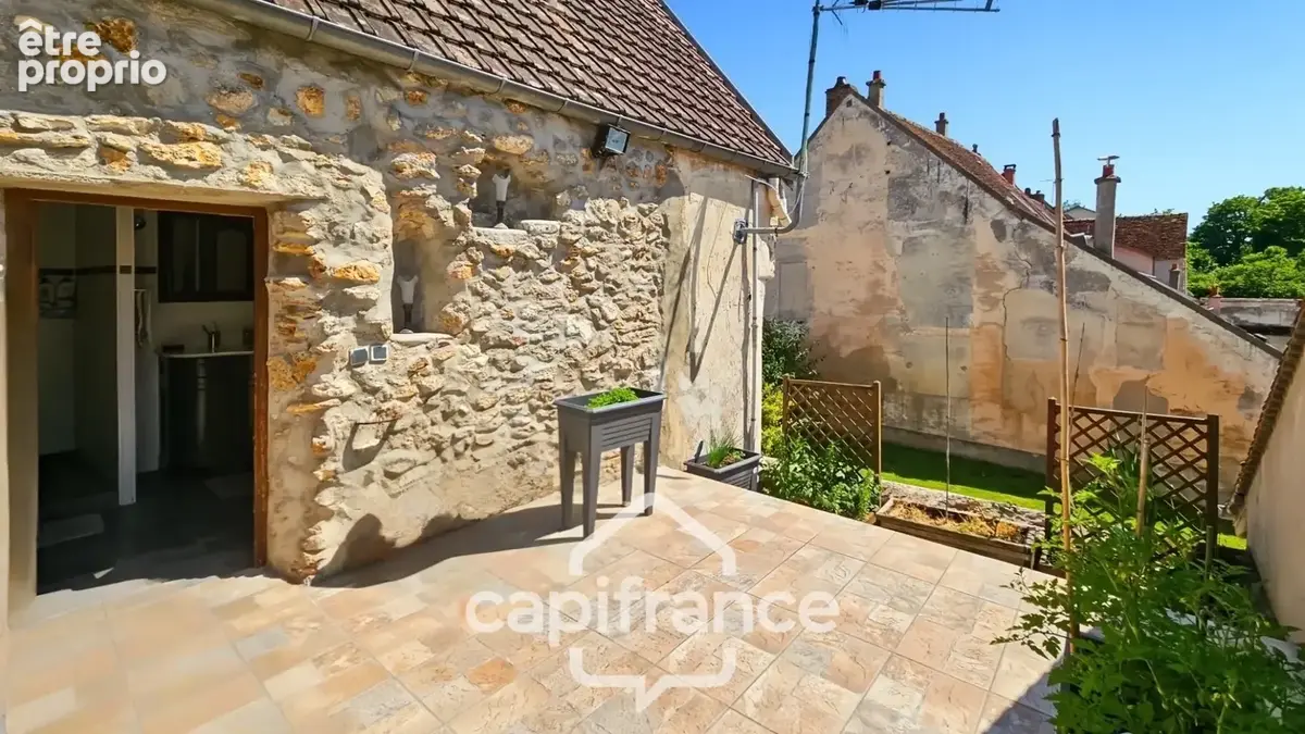 Charmante maison de ville fonctionnelle sur trois niveaux- terrasse au calme- Idéal famille ou investissement- - photo 13
