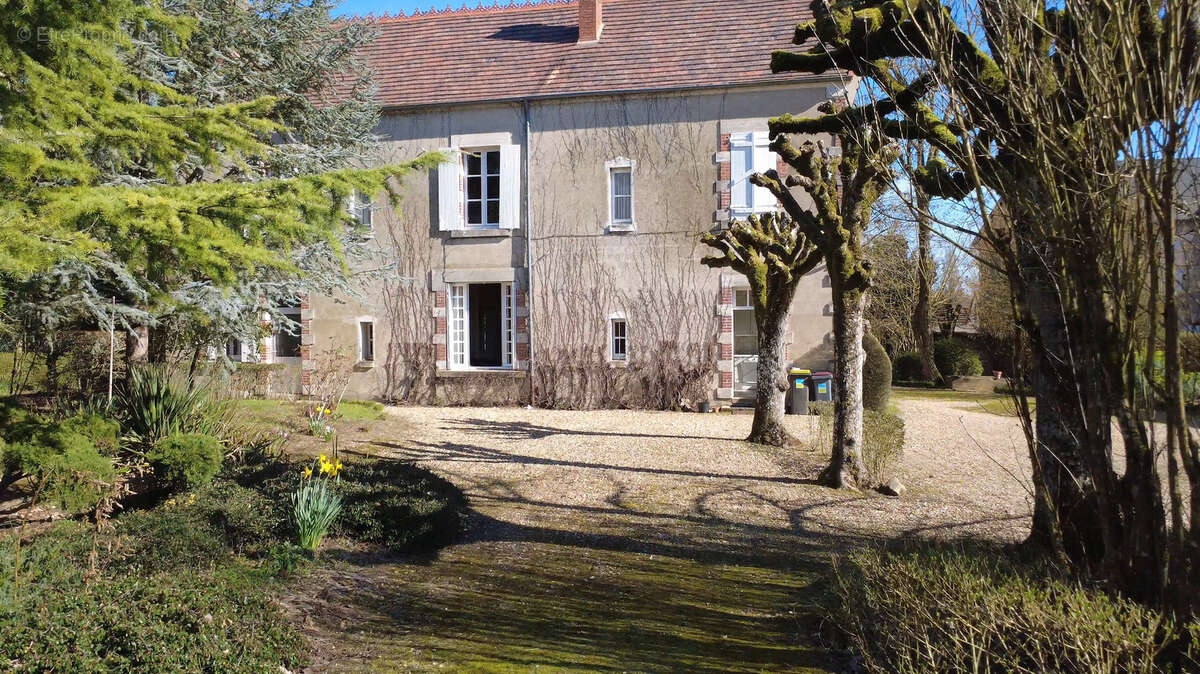 Maison à SANCERGUES