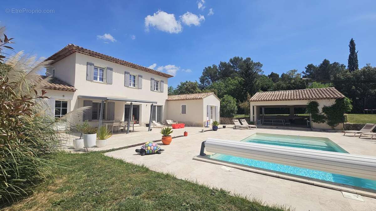 Maison à LORGUES