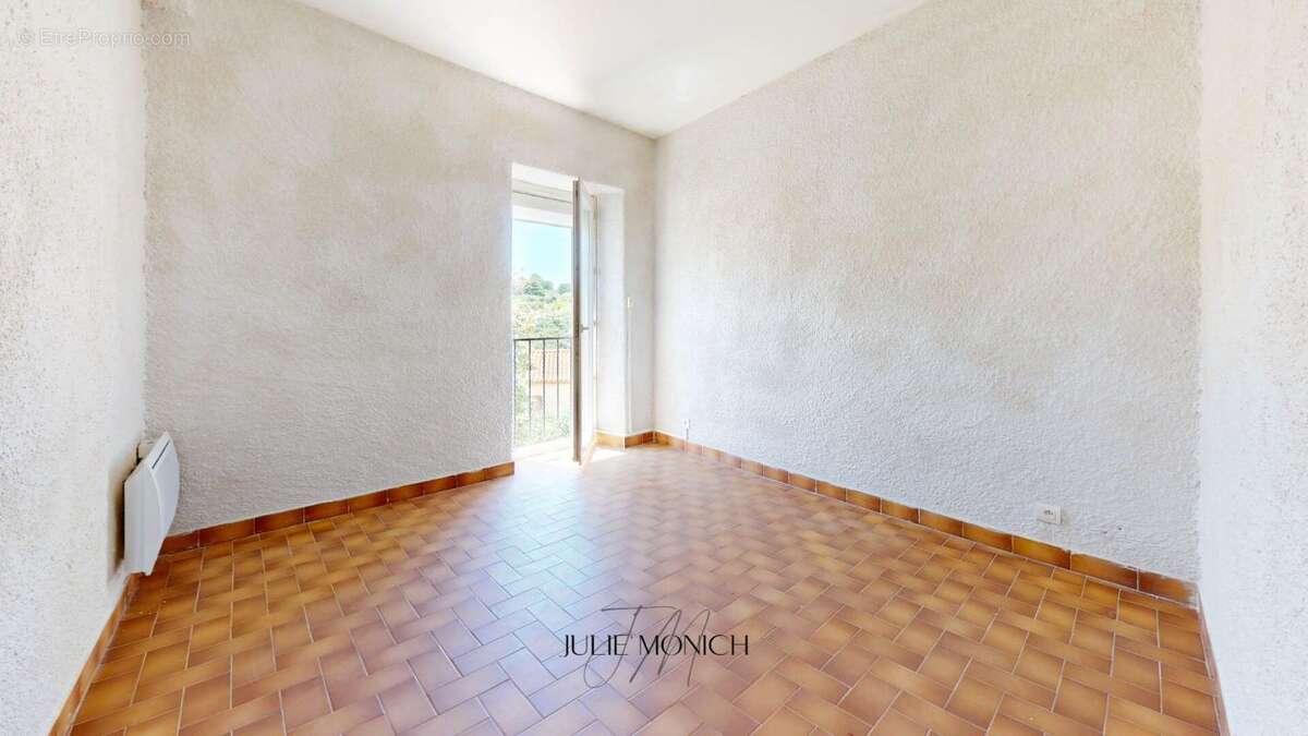 Appartement 2 chambres, caves, jardin - photo 8