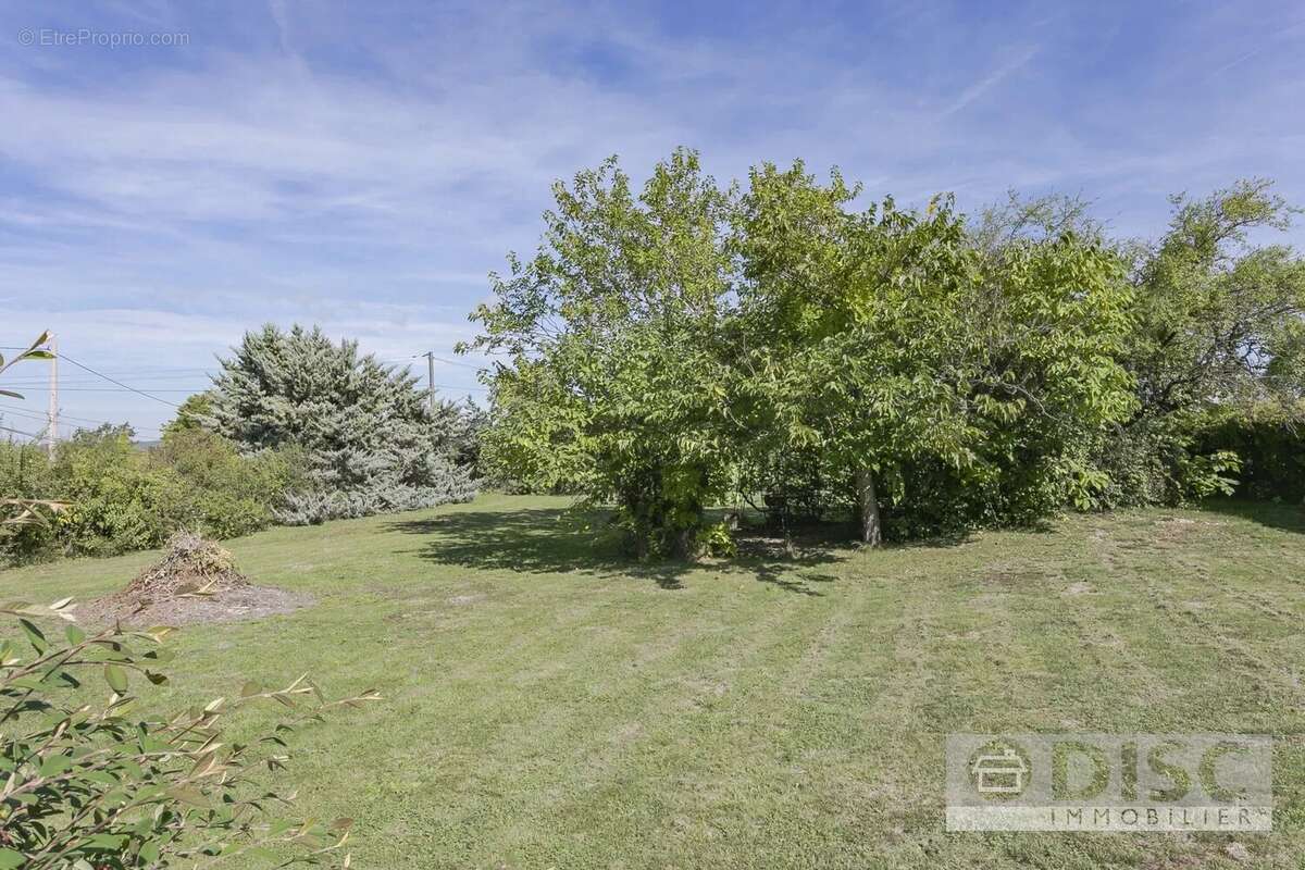 Maison à PUYLAROQUE