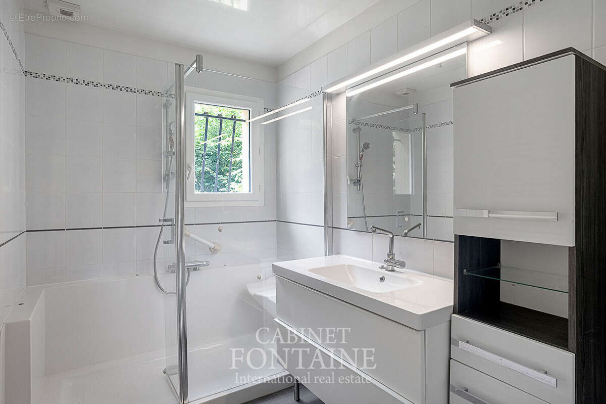 Secteur goincourt - maison vivable de plain-pied - 113 m² - terrain 766 m². - photo 7