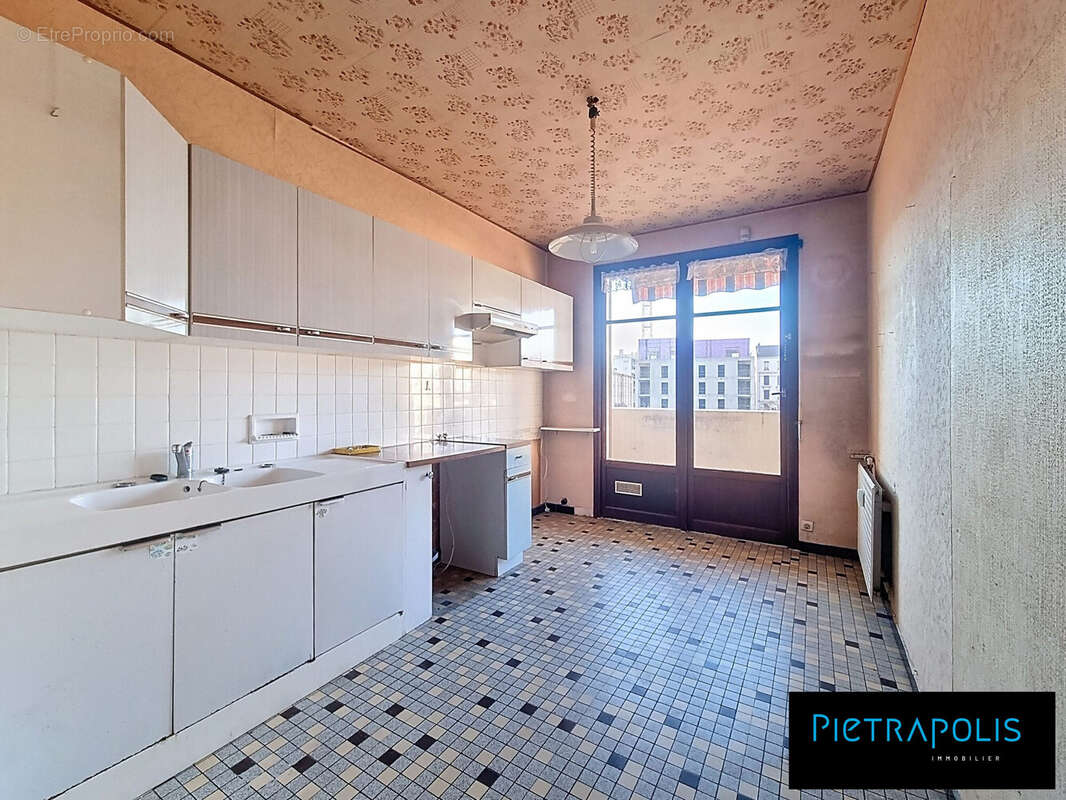 Appartement à LYON-7E