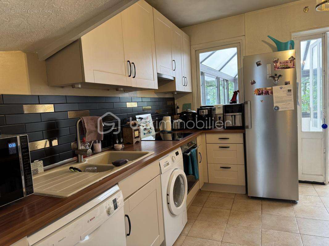 Maison familiale ou ensemble immobilier - photo 6
