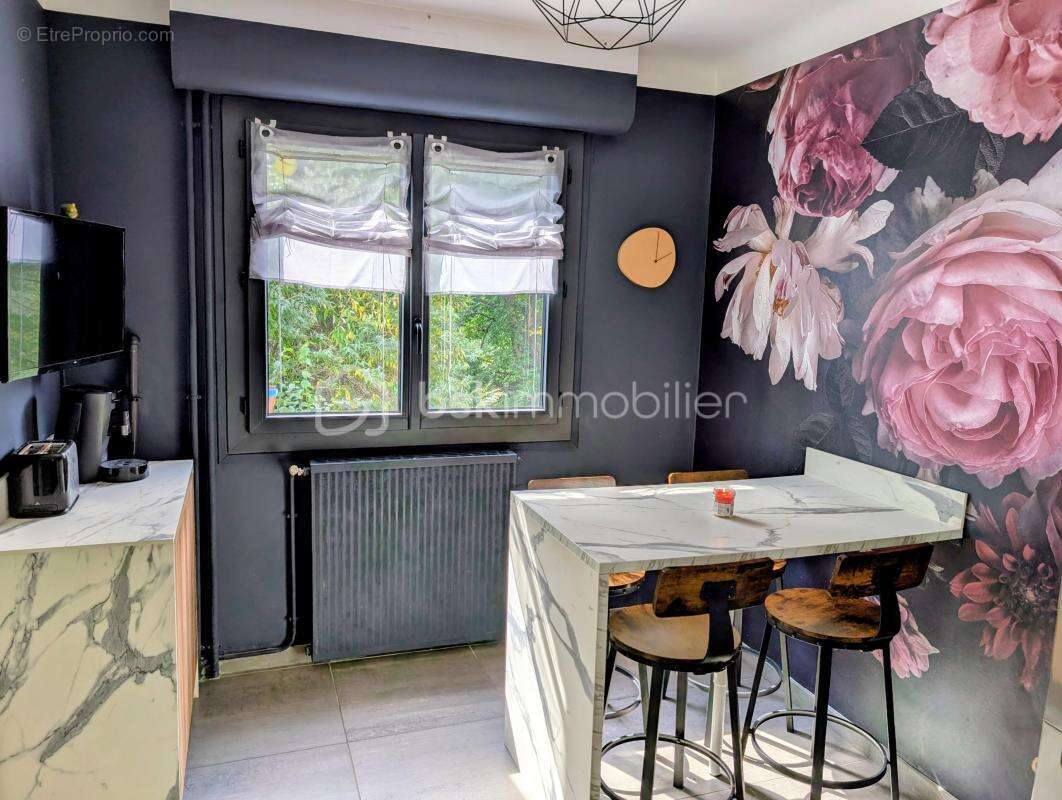 Maison à CETTE-EYGUN