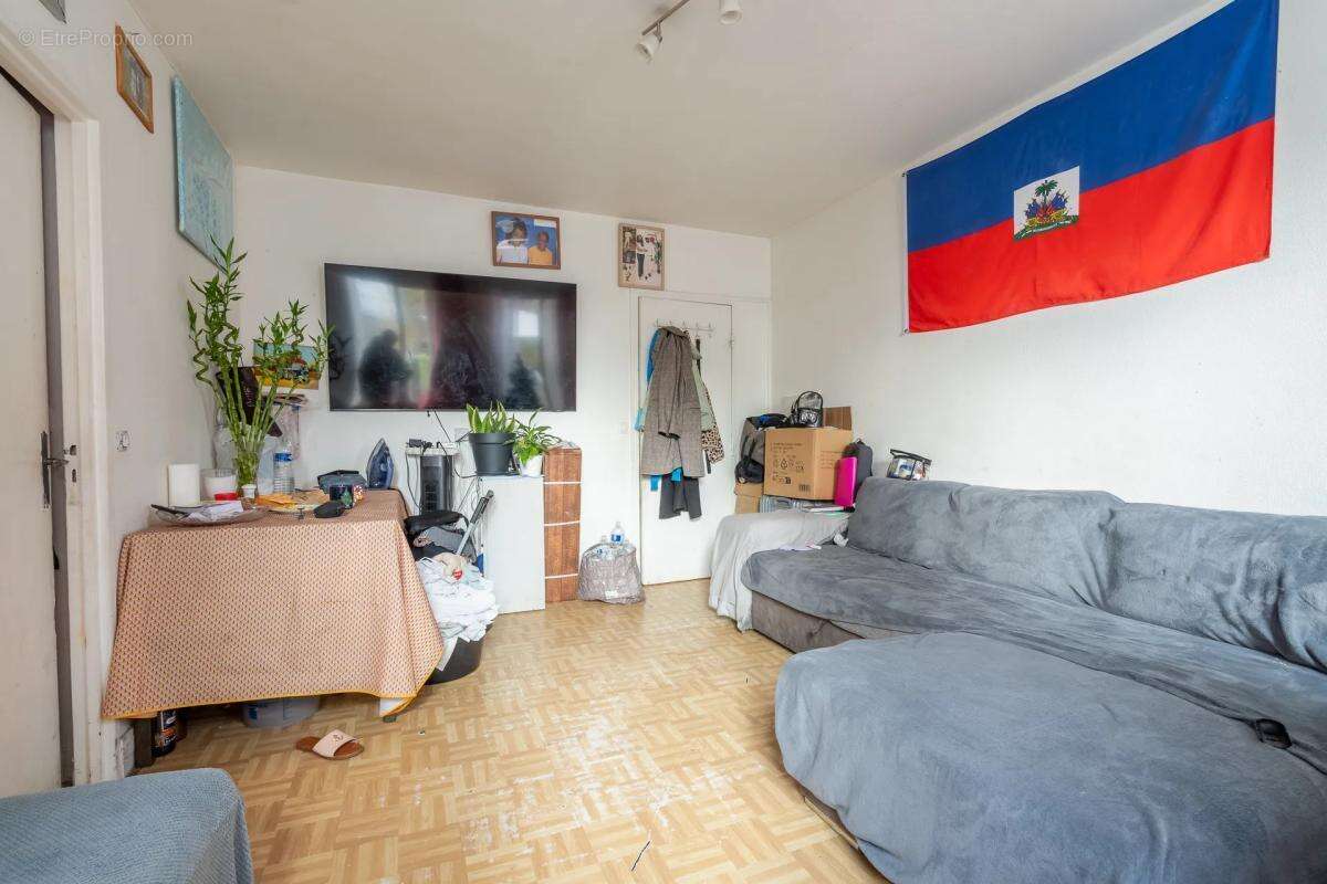 Appartement à LIVRY-GARGAN