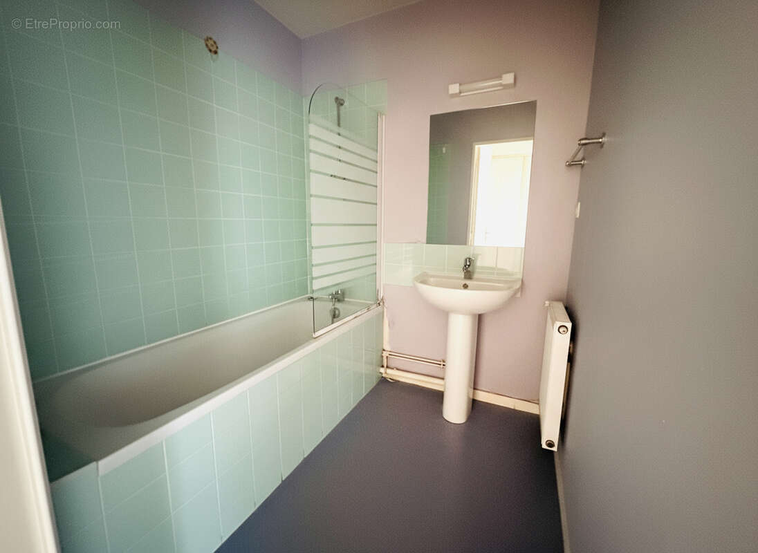 Appartement à SAINT-JACQUES-DE-LA-LANDE