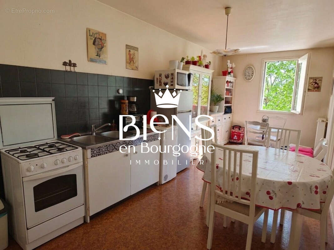 Appartement 60 m² à Beaune  - photo 4