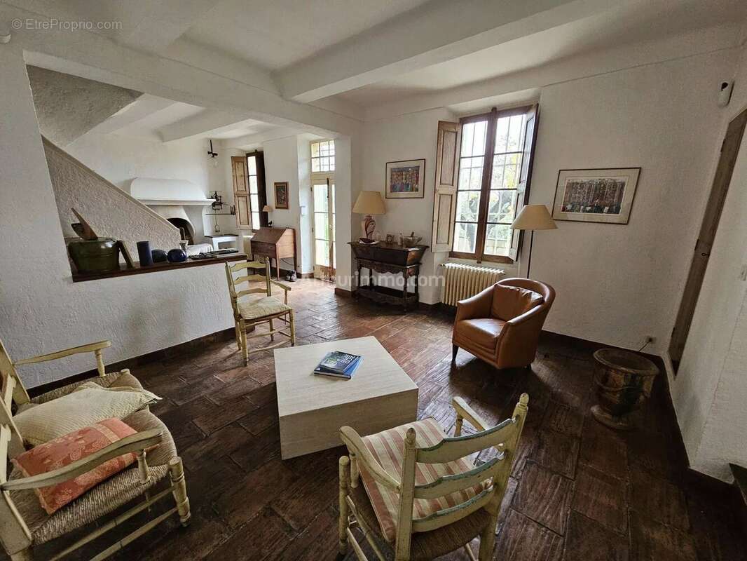 Maison à DRAGUIGNAN