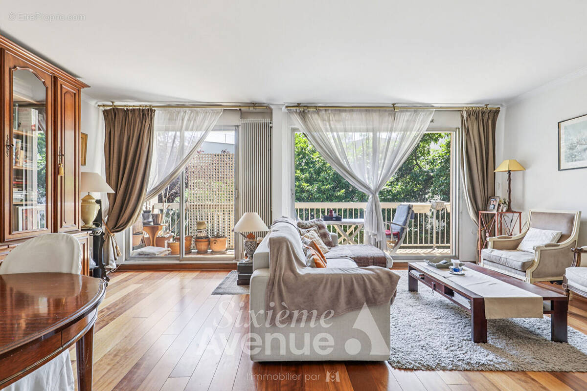 Appartement à PARIS-12E