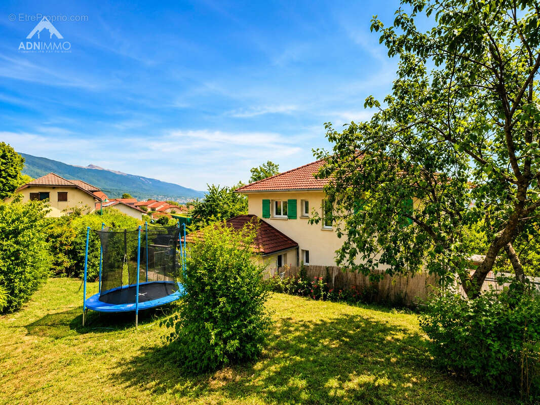 Maison 5 Pièces 156 m2 - photo 2