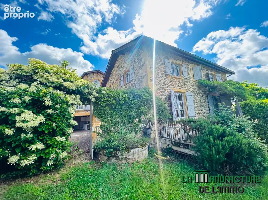 Maison à LETRA