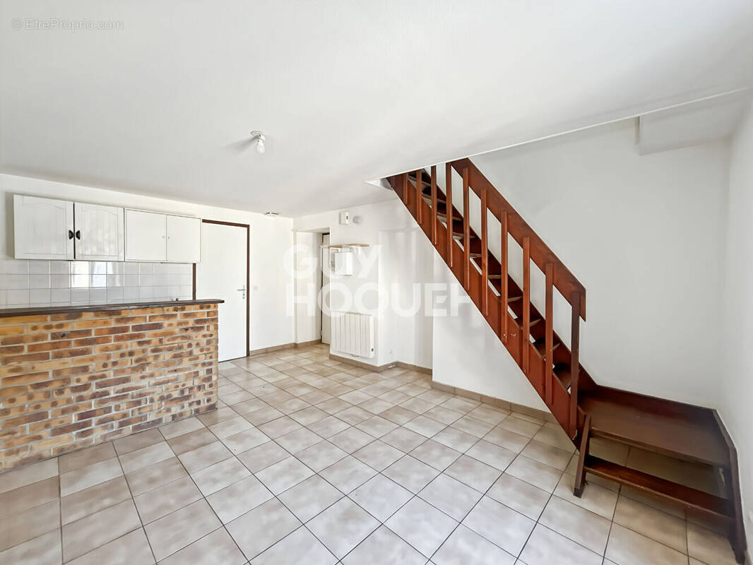 Appartement à FONTENAY-TRESIGNY