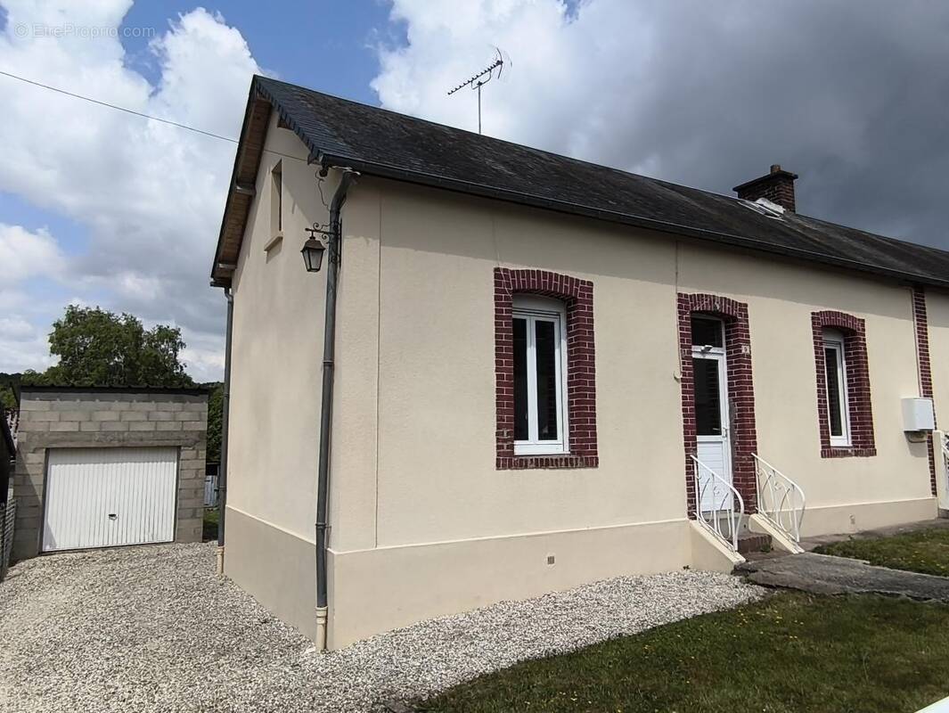 Maison à LA FERRIERE-AUX-ETANGS