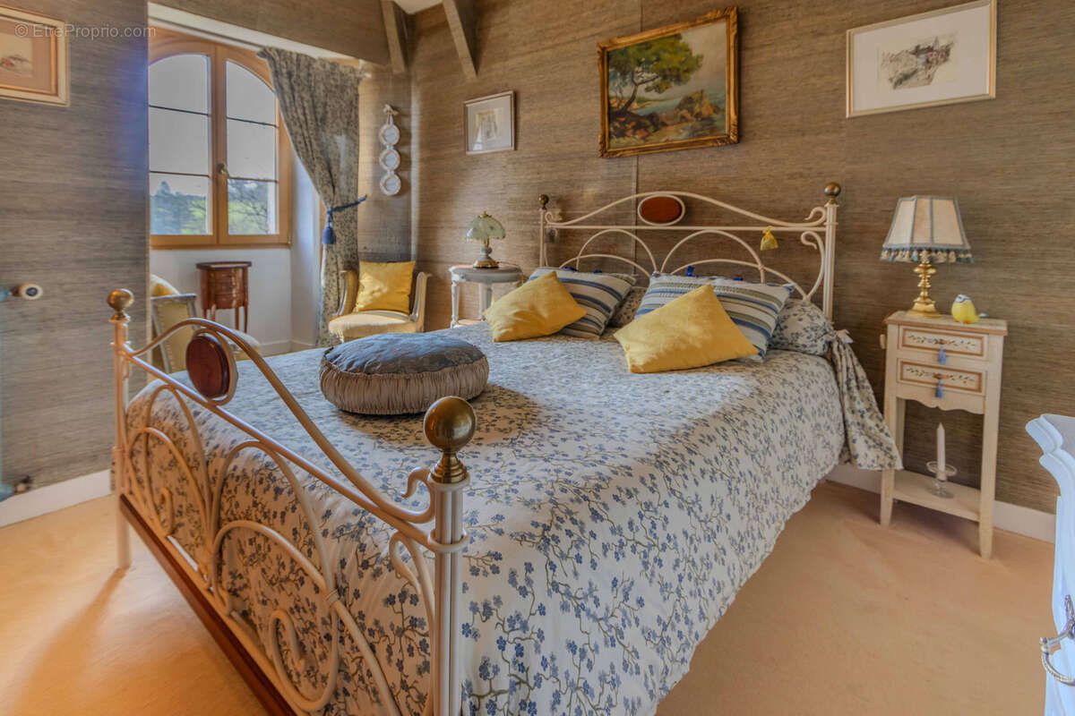 Maison à SAINT-CYPRIEN